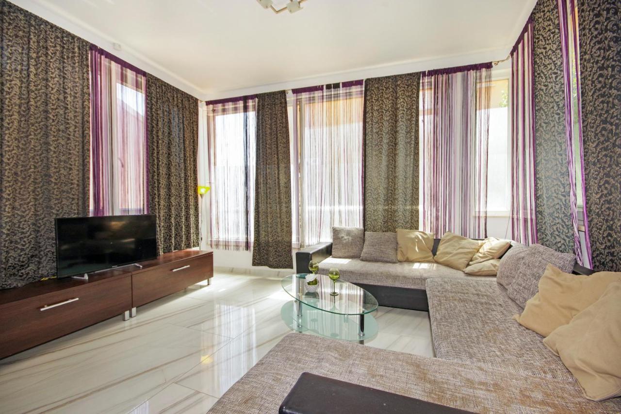 Apartment House Split Ngoại thất bức ảnh